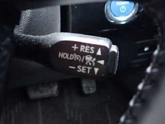 TOYOTA PRIUS PHV 2021 Image 8