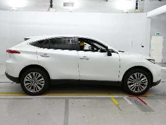 TOYOTA HARRIER 2023 Image 3