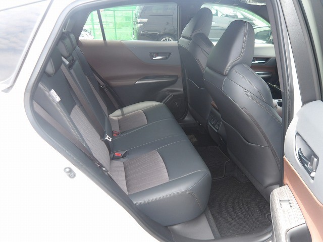 TOYOTA HARRIER 2022 Image 21