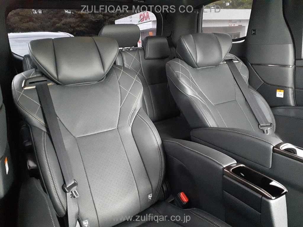 TOYOTA VELLFIRE 2024 Image 11