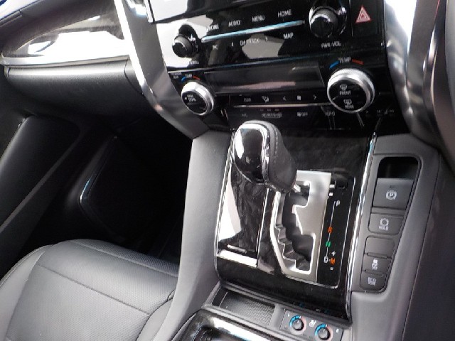 TOYOTA ALPHARD 2022 Image 24
