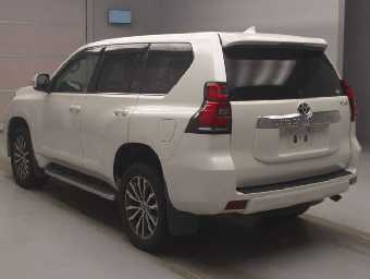 TOYOTA PRADO 2019 Image 4