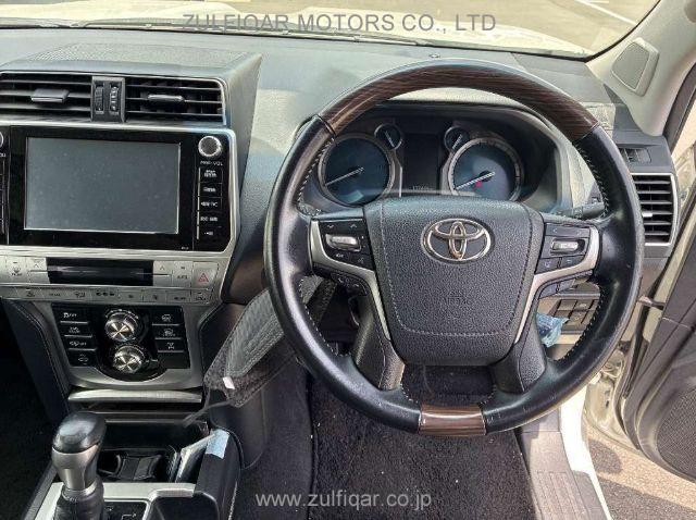 TOYOTA PRADO 2019 Image 6