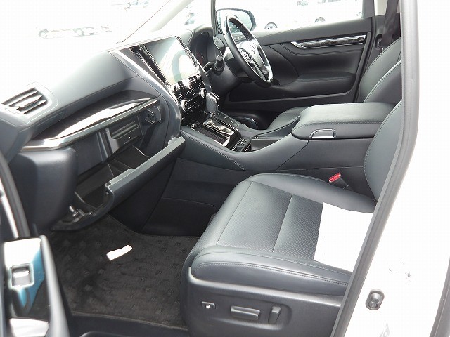 TOYOTA ALPHARD 2022 Image 21
