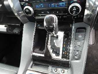 TOYOTA ALPHARD 2022 Image 8