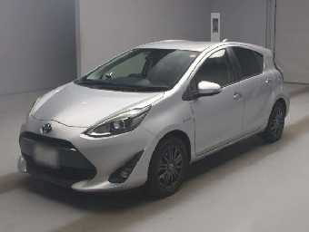 TOYOTA AQUA 2018 Image 1