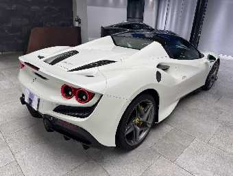 FERRARI F8 SPIDER 2022 Image 13
