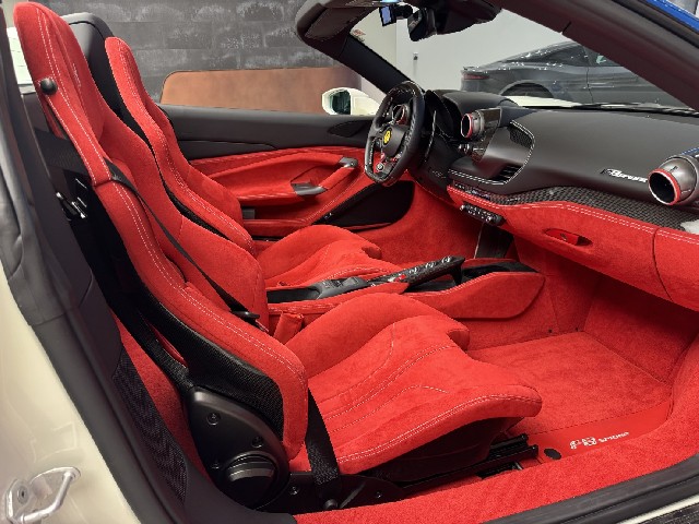 FERRARI F8 SPIDER 2022 Image 27