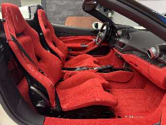 FERRARI F8 SPIDER 2022 Image 22