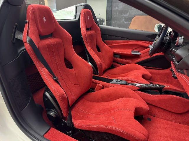 FERRARI F8 SPIDER 2022 Image 29