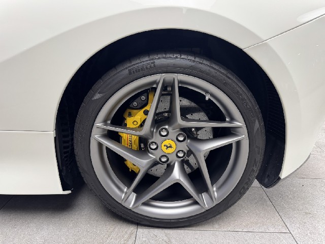 FERRARI F8 SPIDER 2022 Image 43