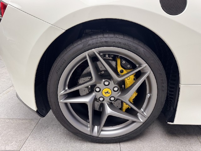 FERRARI F8 SPIDER 2022 Image 44
