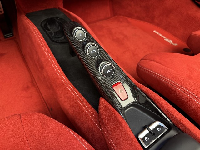 FERRARI F8 SPIDER 2022 Image 52