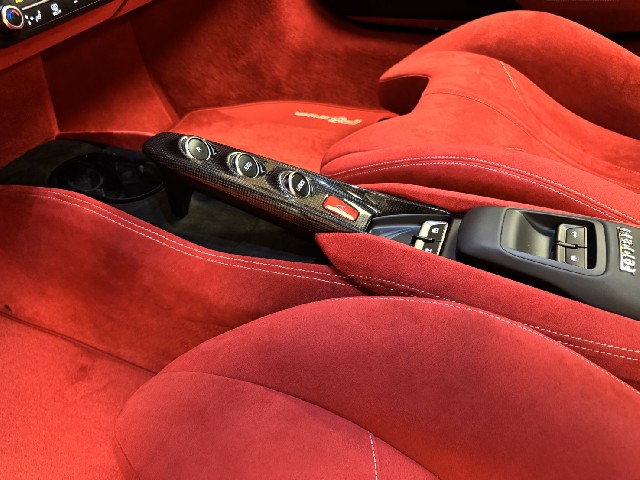 FERRARI F8 SPIDER 2022 Image 53