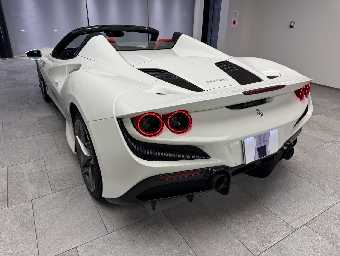 FERRARI F8 SPIDER 2022 Image 7