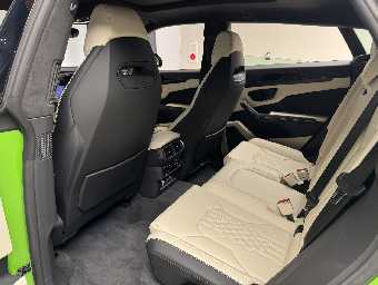 LAMBORGHINI URUS 2024 Image 14