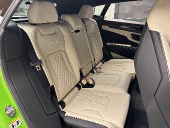 LAMBORGHINI URUS 2024 Image 20