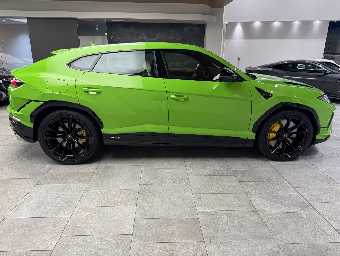 LAMBORGHINI URUS 2024 Image 4