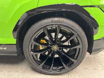 LAMBORGHINI URUS 2024 Image 38
