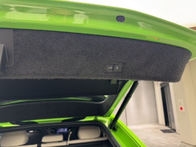 LAMBORGHINI URUS 2024 Image 63