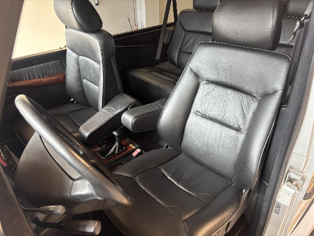 MERCEDES AMG G CLASS 1997 Image 25