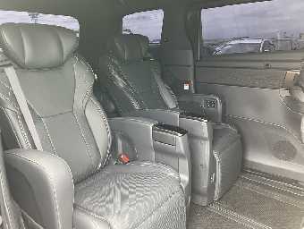 TOYOTA VELLFIRE 2025 Image 9