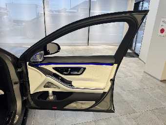 MERCEDES MAYBACH S CLASS 2024 Image 24