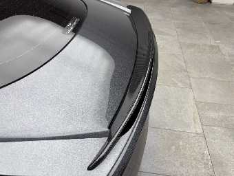 ASTON MARTIN DBS 2019 Image 25
