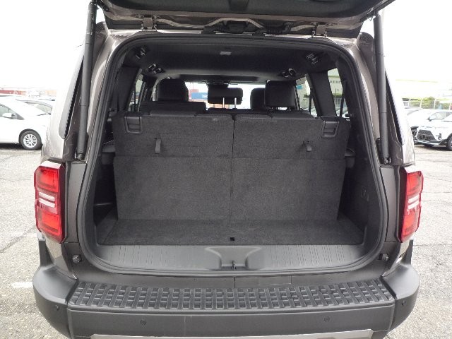 TOYOTA LAND CRUISER 250 2025 Image 23