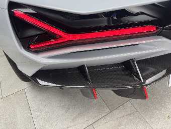 LAMBORGHINI REVUELTO 2025 Image 22