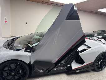LAMBORGHINI REVUELTO 2025 Image 39