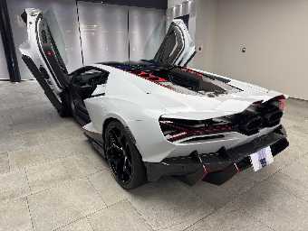 LAMBORGHINI REVUELTO 2025 Image 7