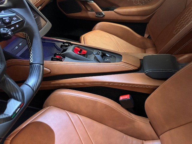 LAMBORGHINI REVUELTO 2025 Image 49