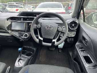 TOYOTA AQUA 2021 Image 6