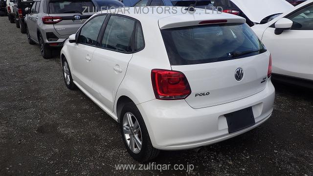 VOLKSWAGEN POLO 2013 Image 3