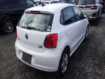 VOLKSWAGEN POLO 2013 Image 4