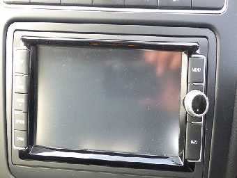 VOLKSWAGEN POLO 2013 Image 7