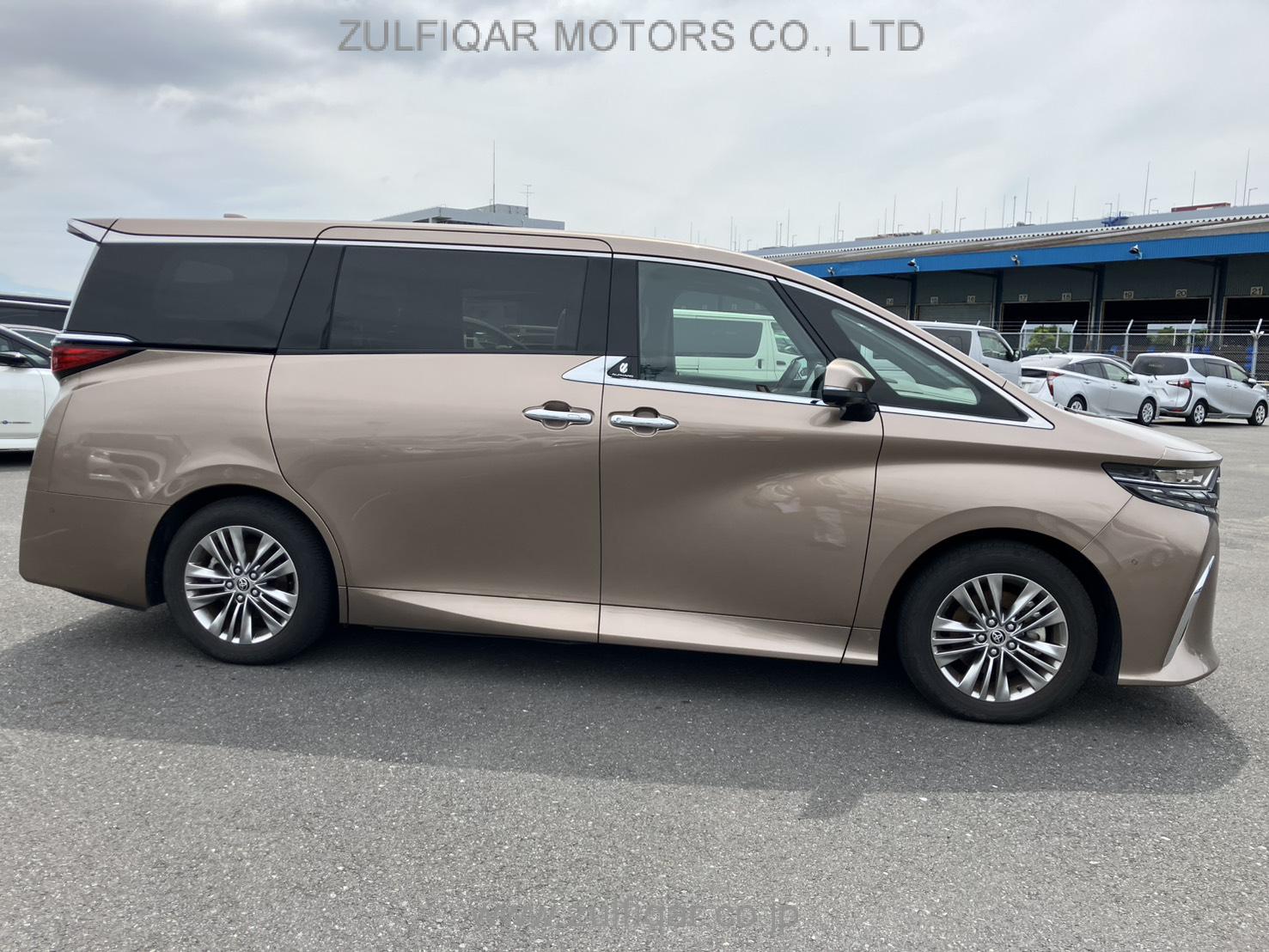 TOYOTA ALPHARD 2024 Image 3