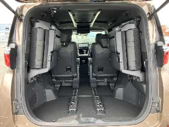 TOYOTA ALPHARD 2024 Image 10