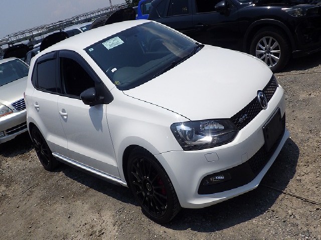 VOLKSWAGEN POLO 2013 Image 19
