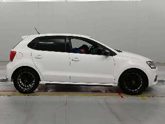 VOLKSWAGEN POLO 2013 Image 3