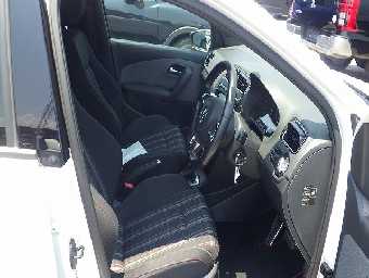 VOLKSWAGEN POLO 2013 Image 8