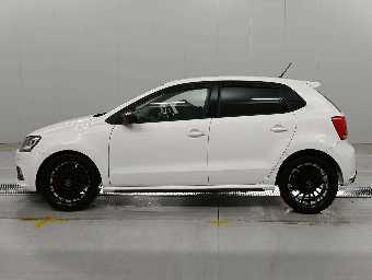 VOLKSWAGEN POLO 2013 Image 4