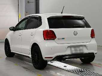 VOLKSWAGEN POLO 2013 Image 6