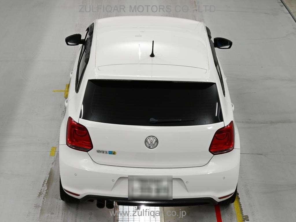 VOLKSWAGEN POLO 2013 Image 8