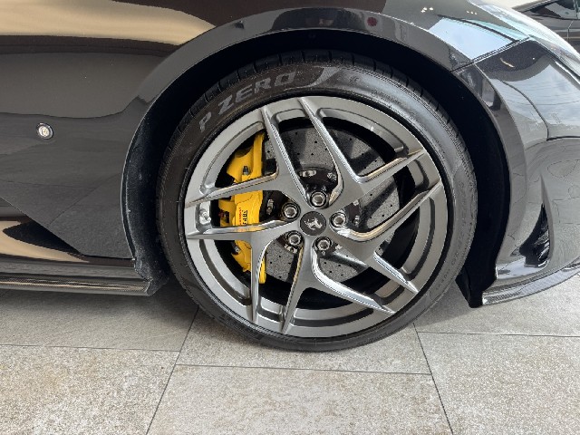 FERRARI 812 SUPER FAST 2019 Image 35
