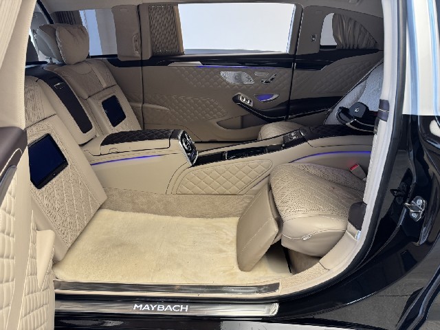 MERCEDES MAYBACH S CLASS 2017 Image 20