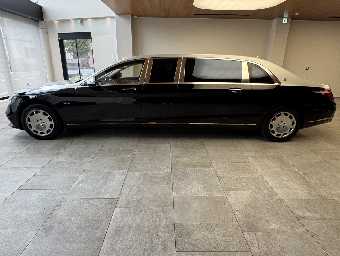MERCEDES MAYBACH S CLASS 2017 Image 8