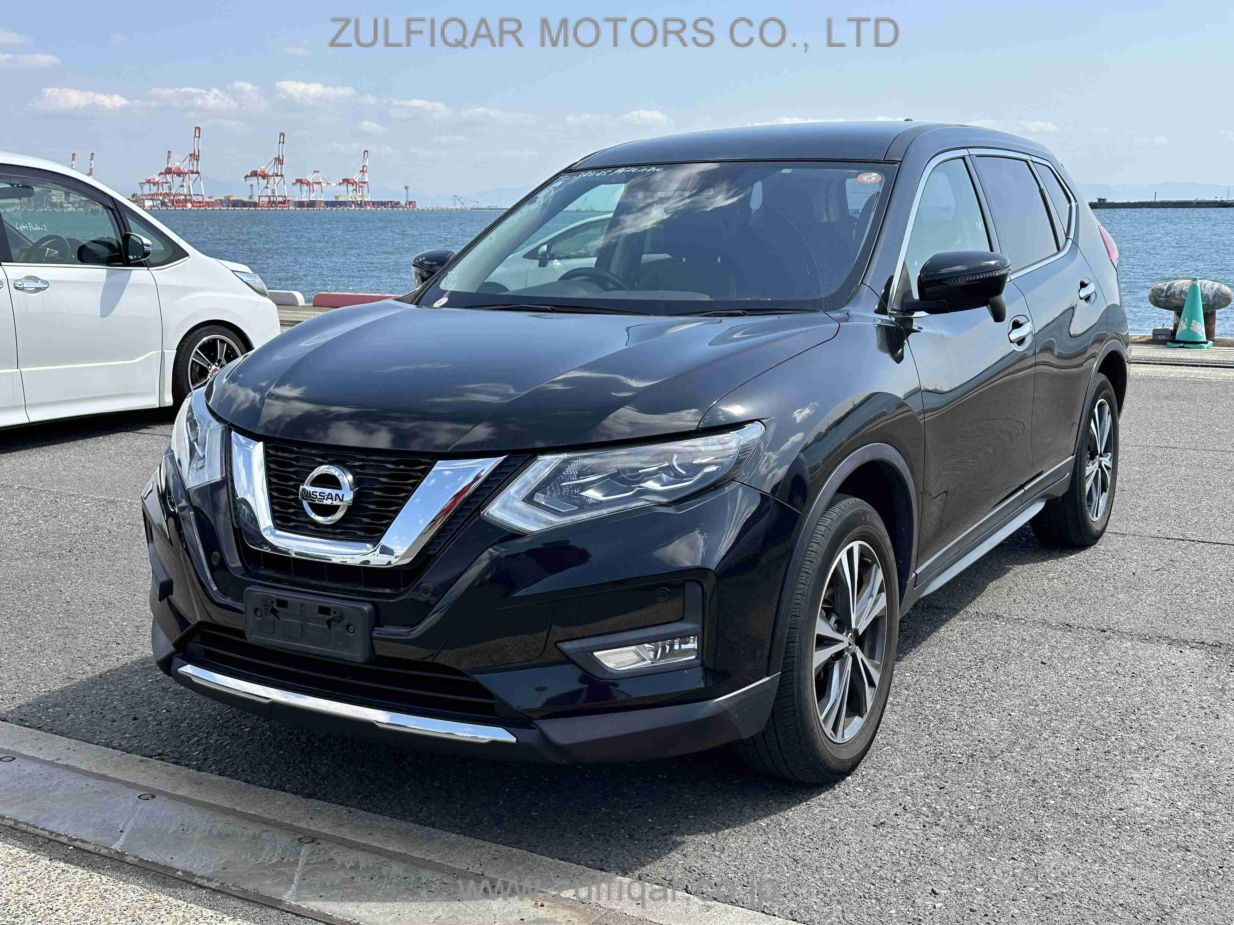 NISSAN X-TRAIL 2019 Image 7