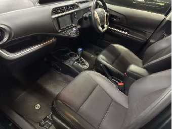 TOYOTA AQUA 2014 Image 13